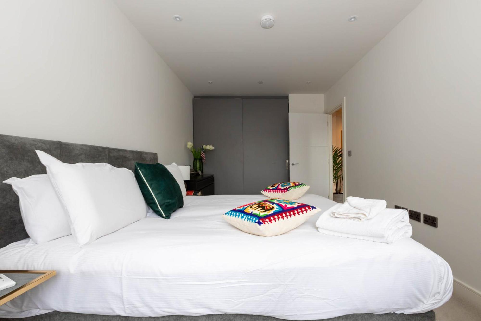Apartment Tranquil & Stylish 1 Bedroom Flat With Private Balcony London